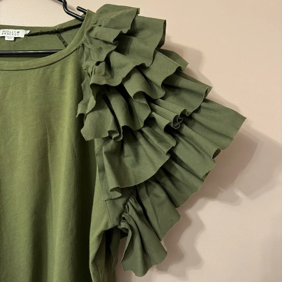 Molly Bracken Ruffled Sleeve Roundneck Top - Picture 3 of 5